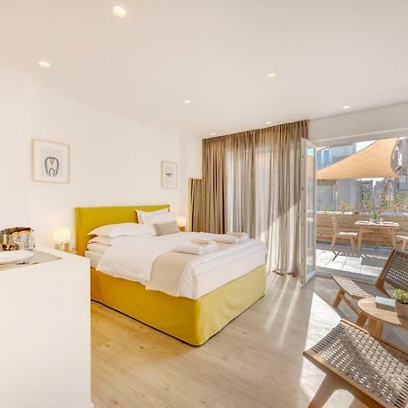 Maryflower Premium Apartments Piraeus Exterior photo